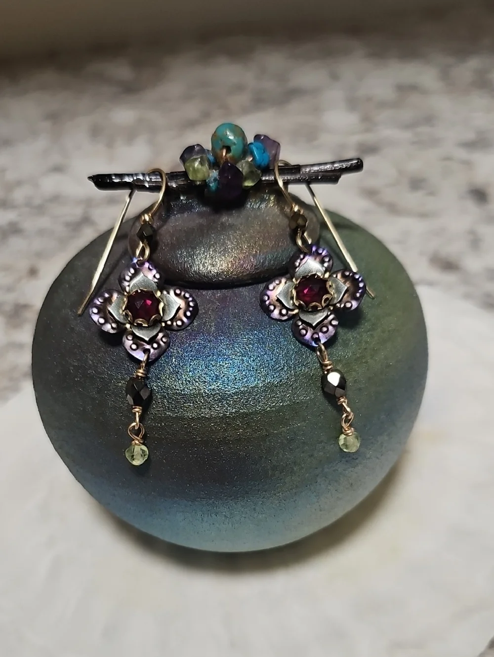 Holly Yashi Niobium Garnet Crystal Dangle Earrings - Picture 4 of 8